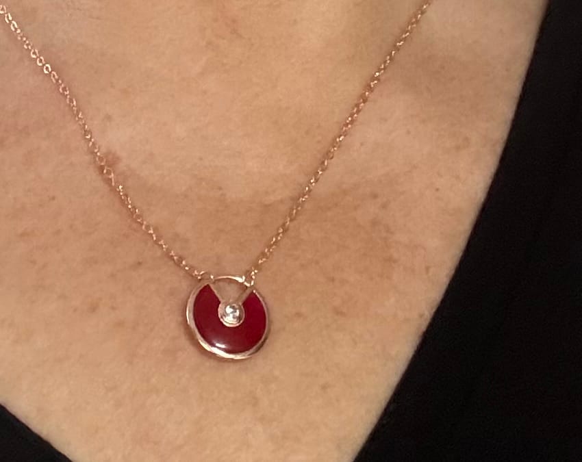 Customer photo review of Karneol Halskette - Kreismedallion