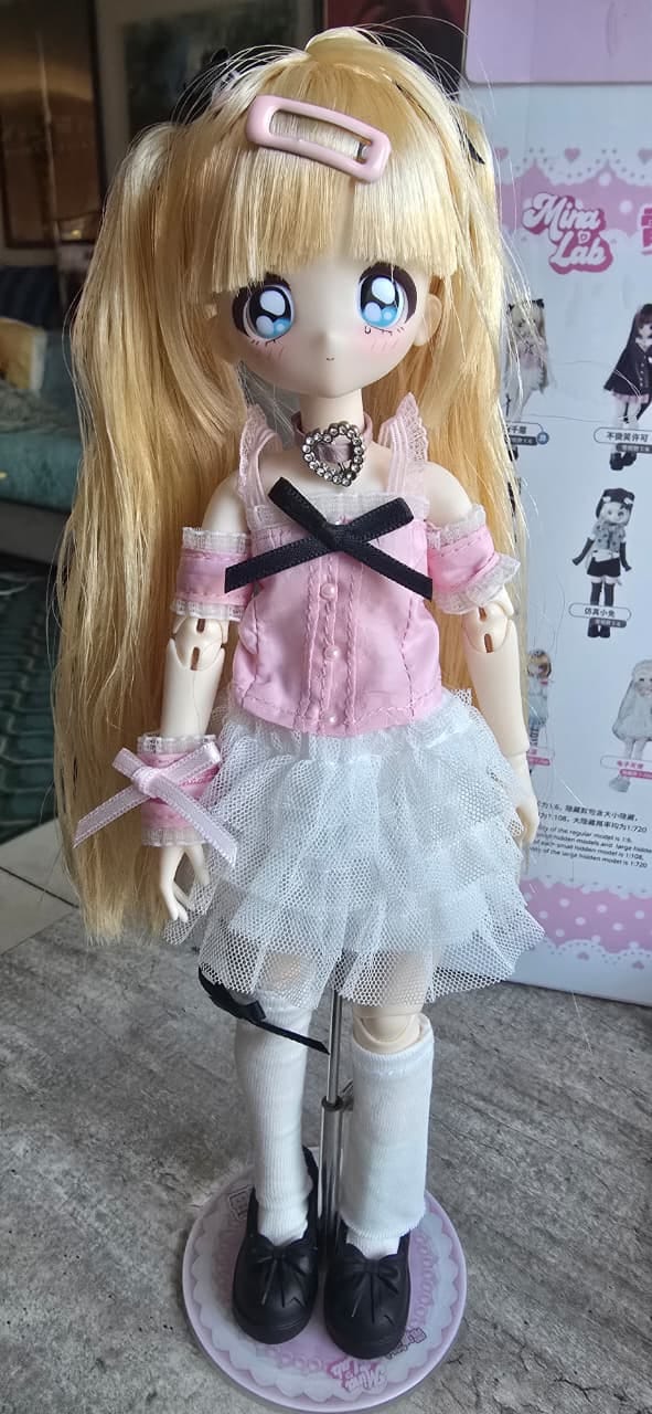 Customer photo review of Don't Touch My Bangs Series Special 1/6 Action Figure BJD Blind Box【Open-Eye Edition】