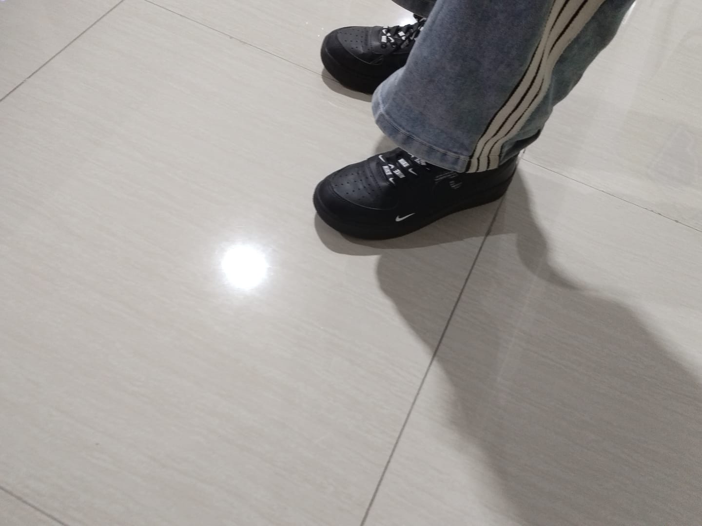 Customer photo review of Tenis 275 Negro Total