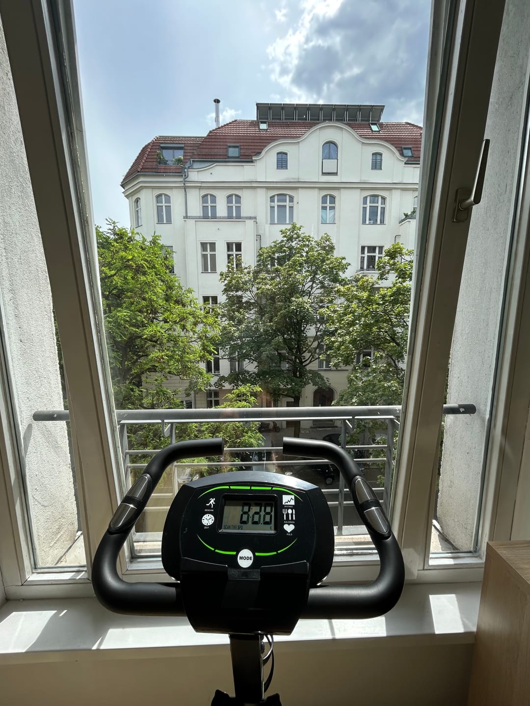Customer photo review of Werkzeug, Traningsbuch und Dehnposter
