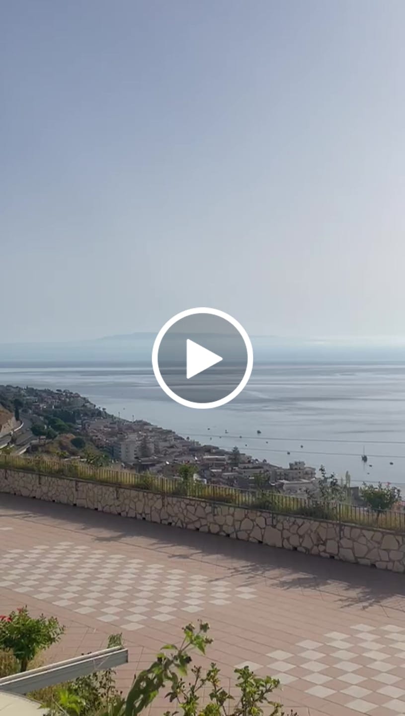 Customer video review of Pannello Decorativo Dogato SHAPE LB 3771 – Rivestimento Murale | 18 (SP) x 121 (L) x 2800 (H) mm