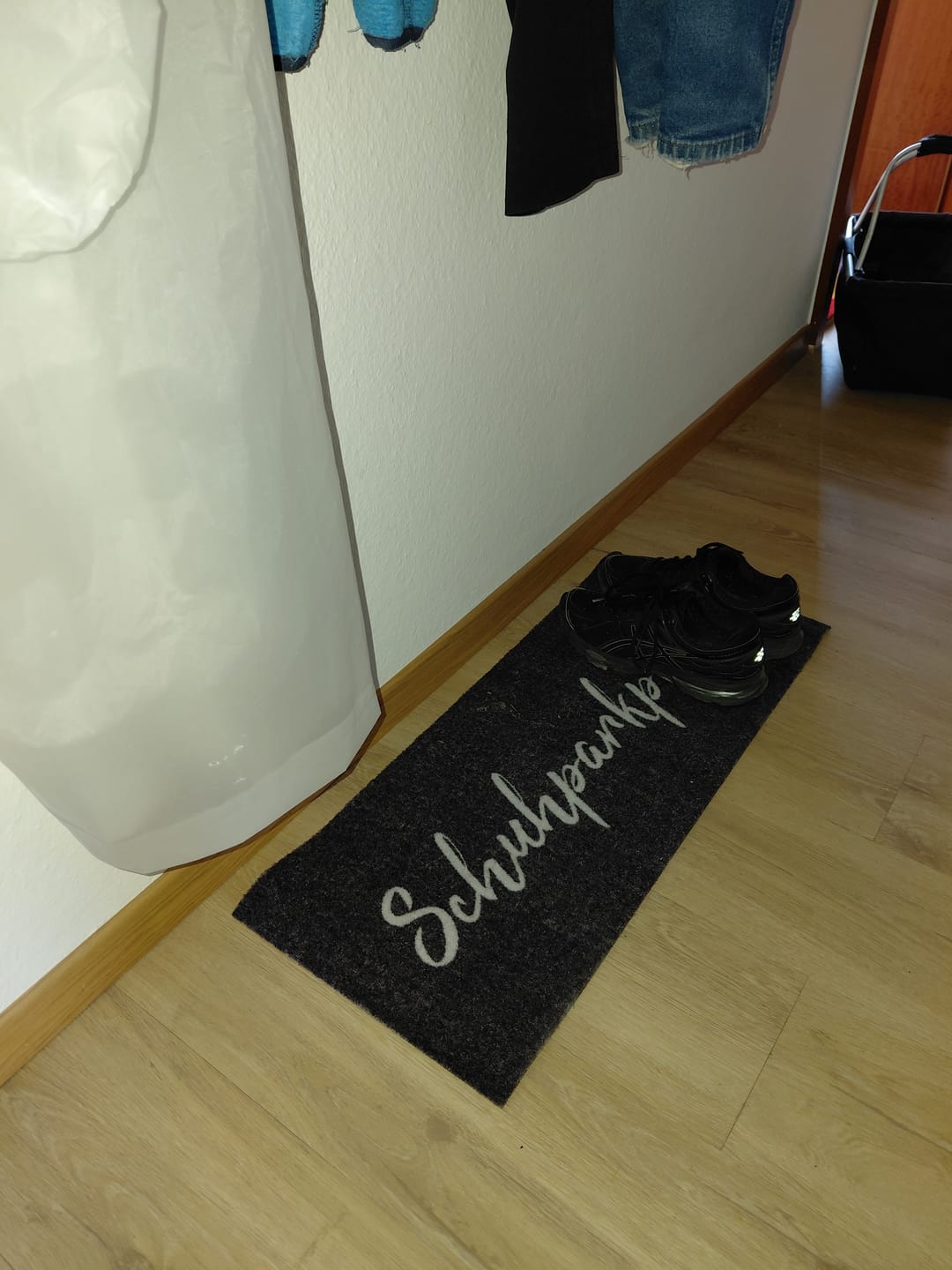 Customer photo review of Schuhparkplatz 75x30cm