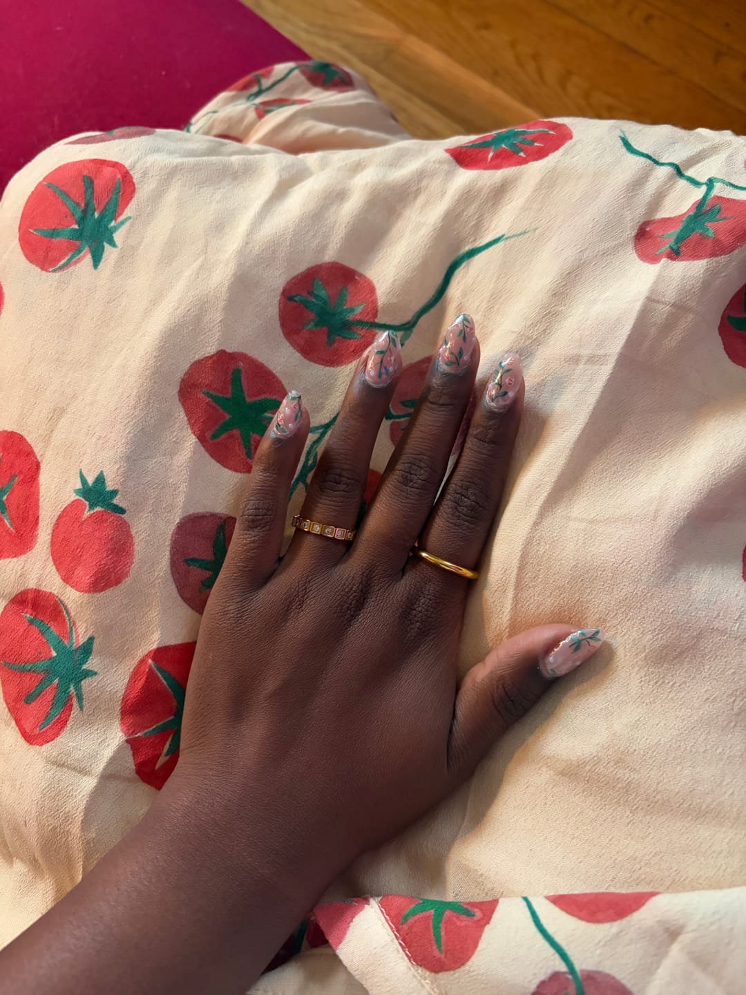 Customer photo review of Hera Gold Crystal Ring