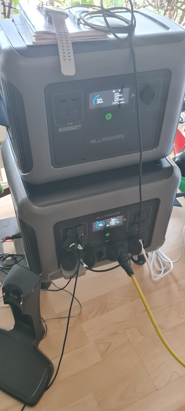 Customer photo review of ALLPOWERS B1000 Erweiterungsbatterie für R1500 und R2500 | 1152Wh