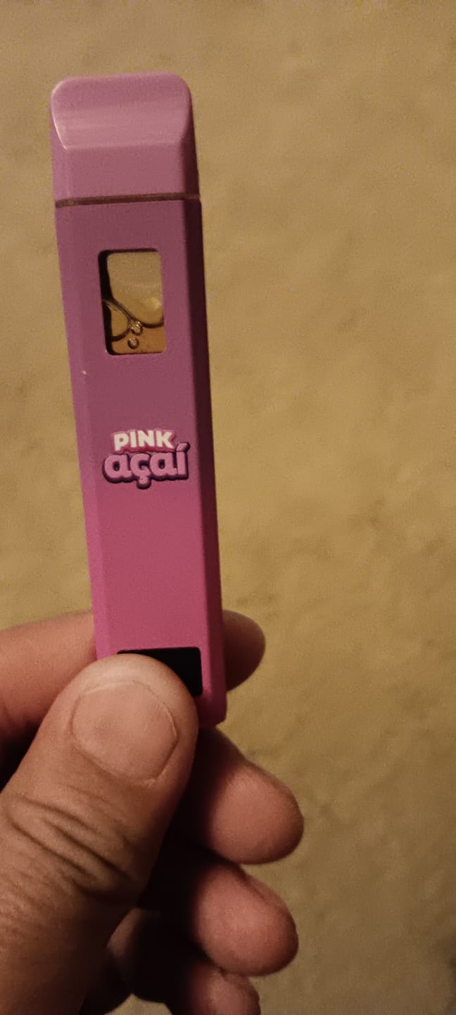 Customer photo review of 2 Gram Disposable Vapes Bulk - 50 units