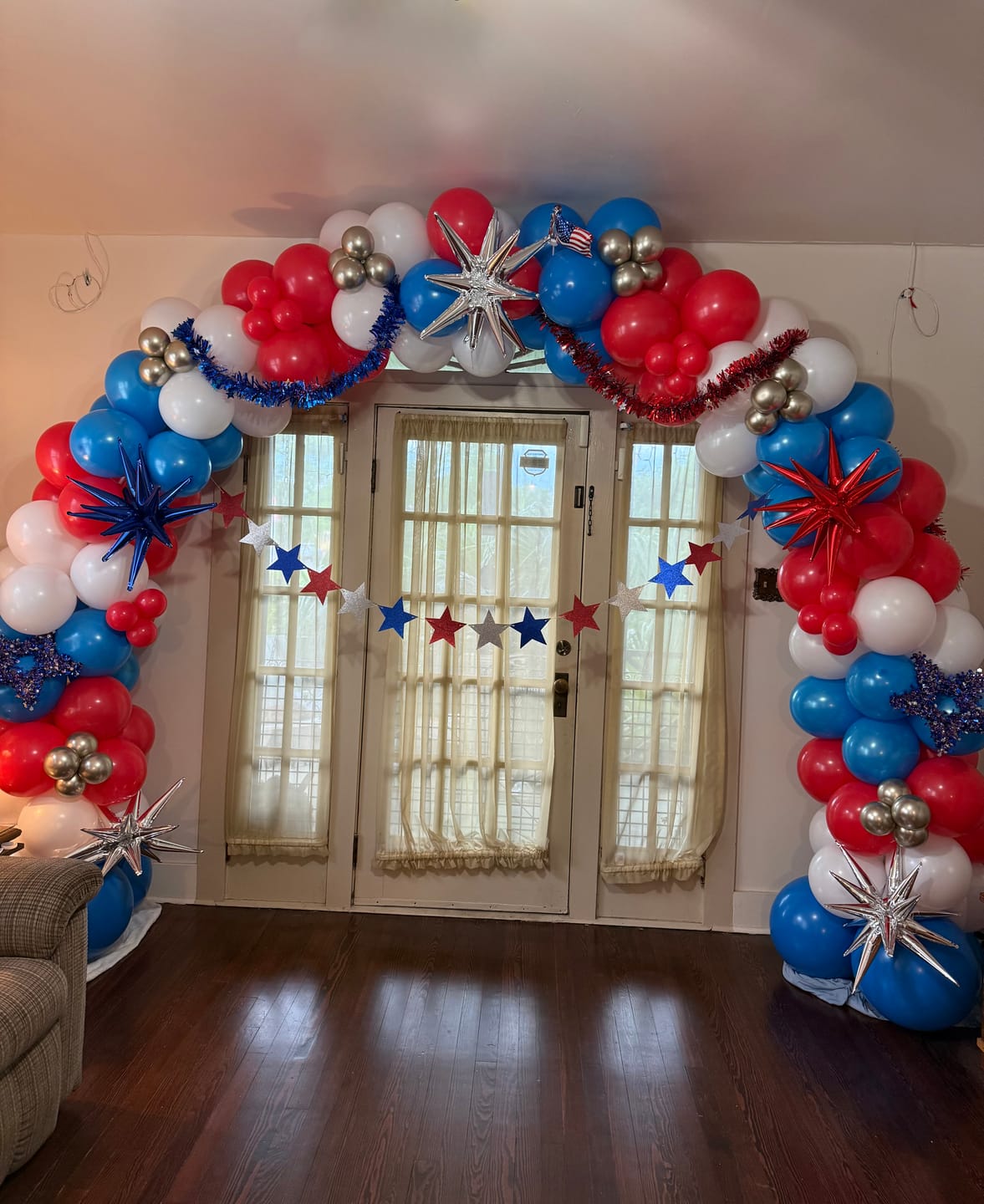 Customer photo review of 10x8ft Aluminum Alloy Tube Arch Balloon Flower Stand For Wedding Birthday Baby Shower