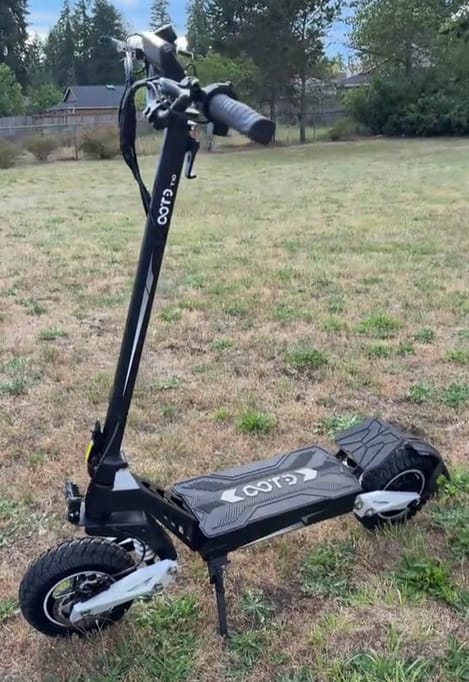 Customer photo review of OOTD T10 E-Scooter（ship to UK）