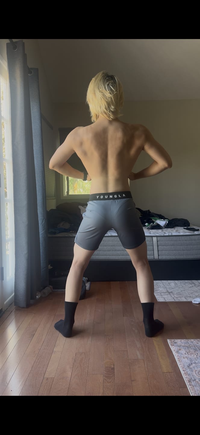 Customer photo review of 1067 - Men's physique Stage Shorts