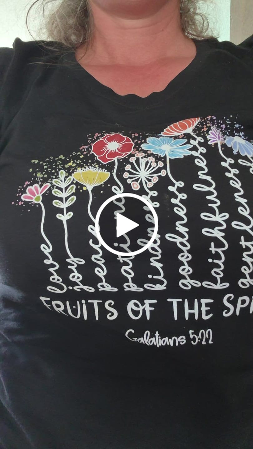 Customer video review of Fruit of the Spirit Flower Frauen Shirt