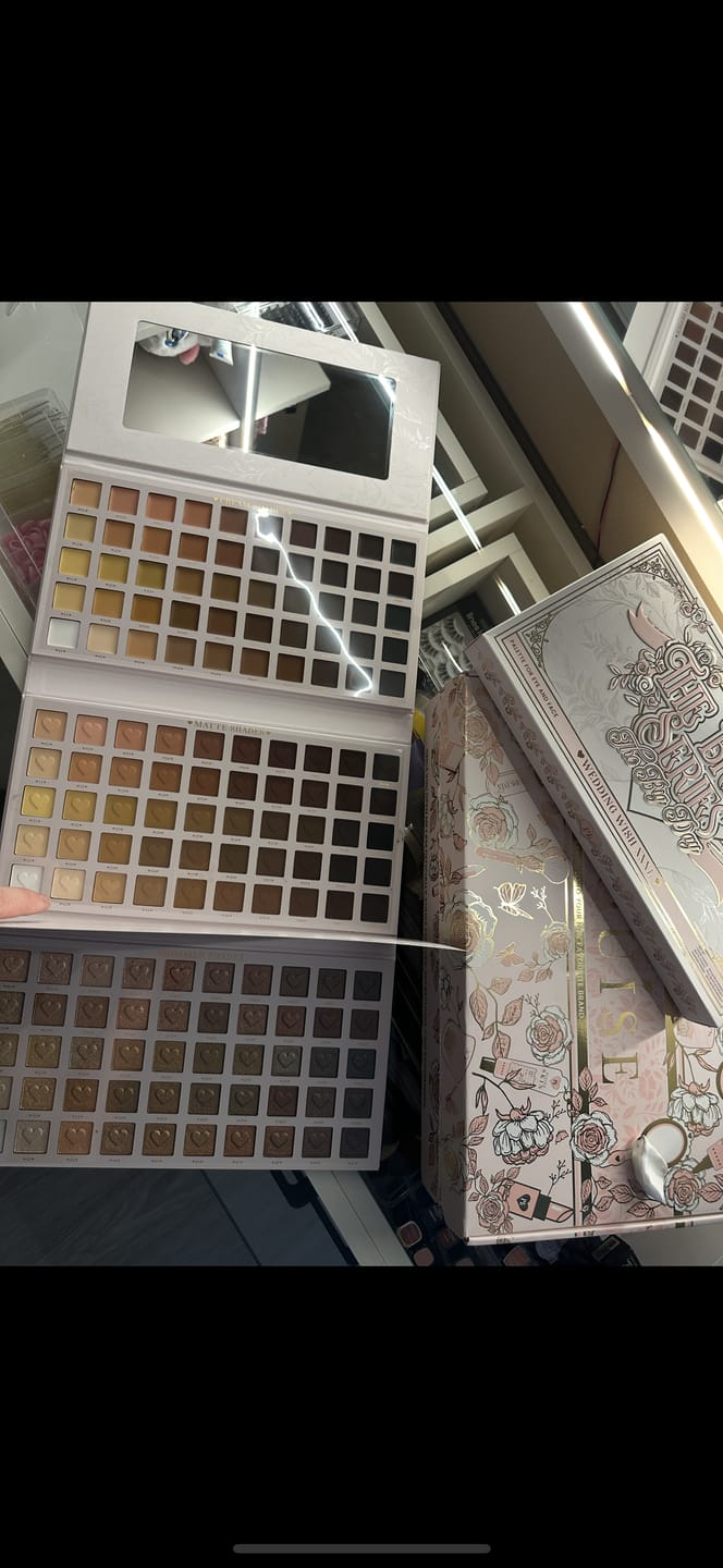 Recenzie foto de client pentru paleta Wedding Wish XXXL