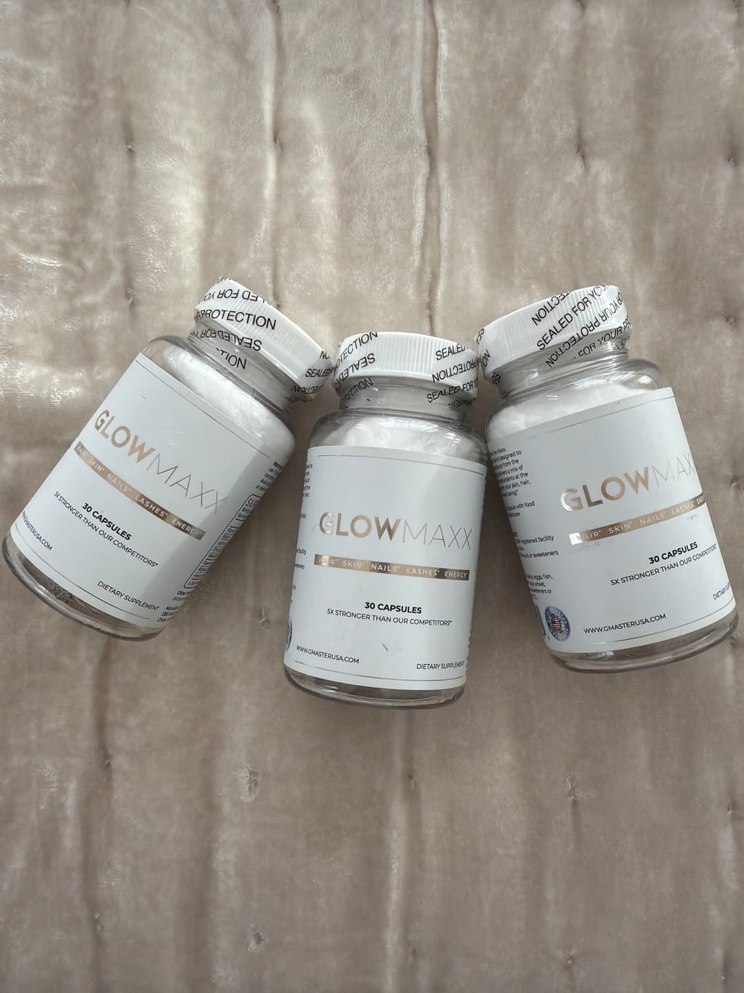 Customer photo review of GLOW MAXX