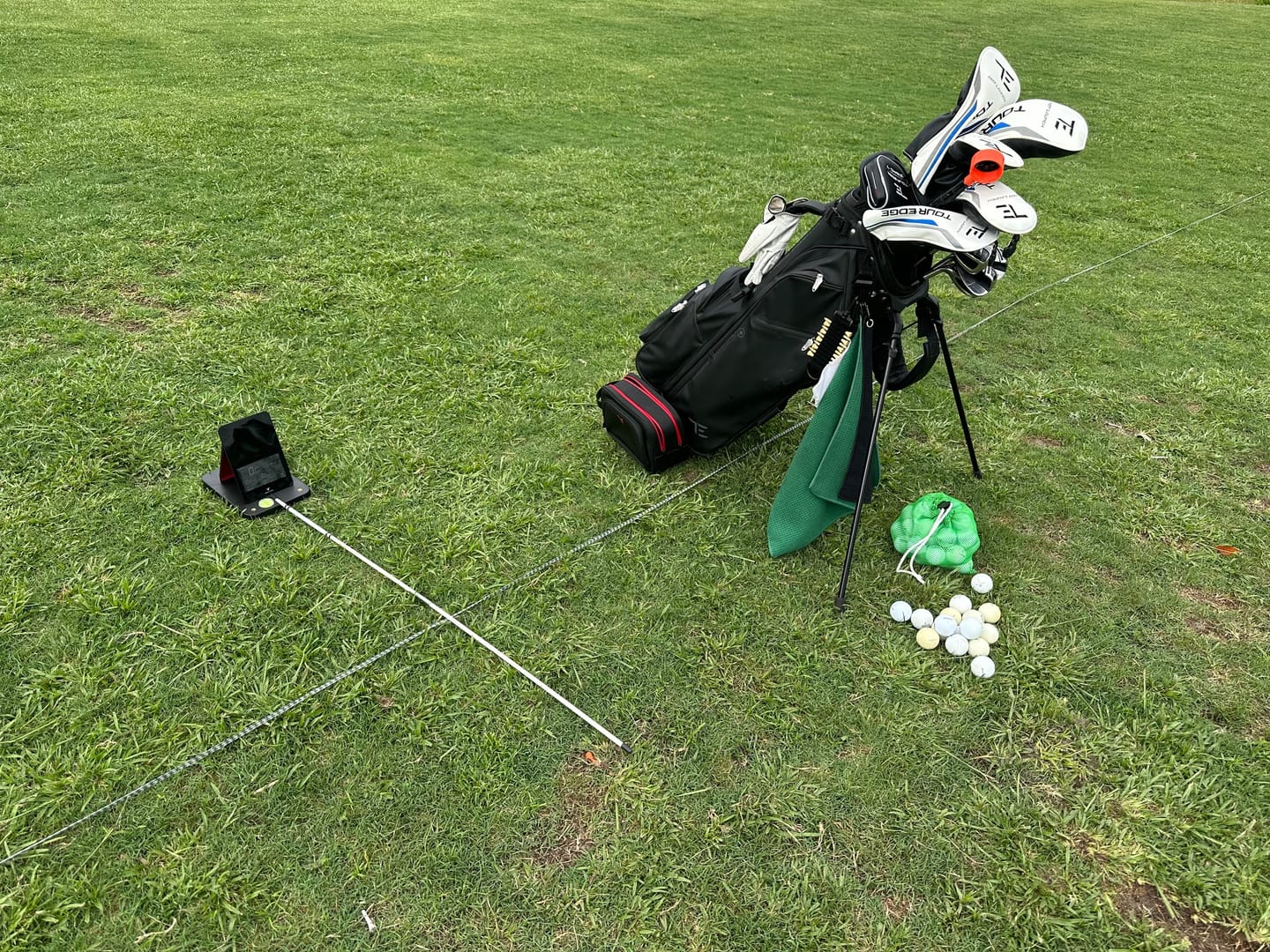 Customer photo review of Swing Caddie SC4 PRO Golf Launch Monitor/Driving Range Simulator with Alignment Stand