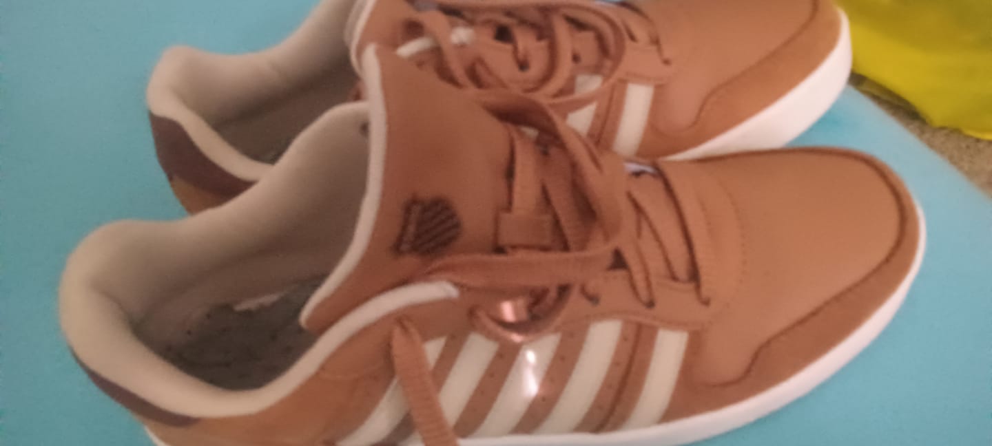 Customer photo review of 06931-279-M | COURT PALISADES | INDIAN TAN/SNOW WHITE/CRÈME BRULEE/SOFT SILT