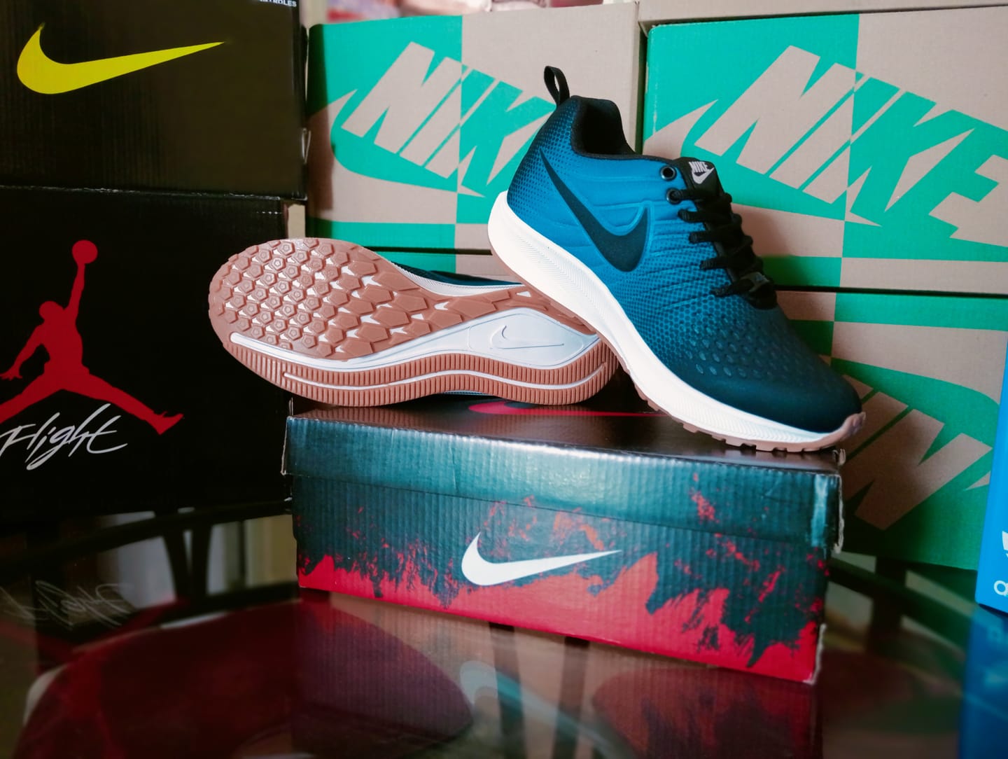 Customer photo review of Tenis 012 Negro Marino Negro
