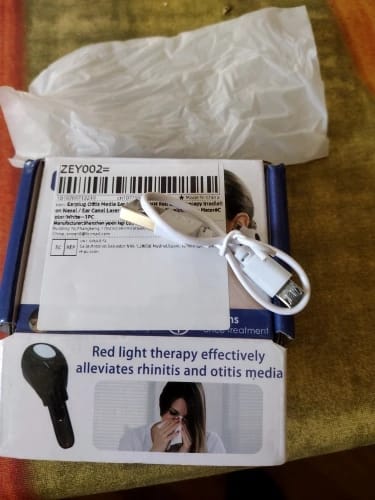 Customer photo review of Terapia de Luz Roja para el Tinnitus