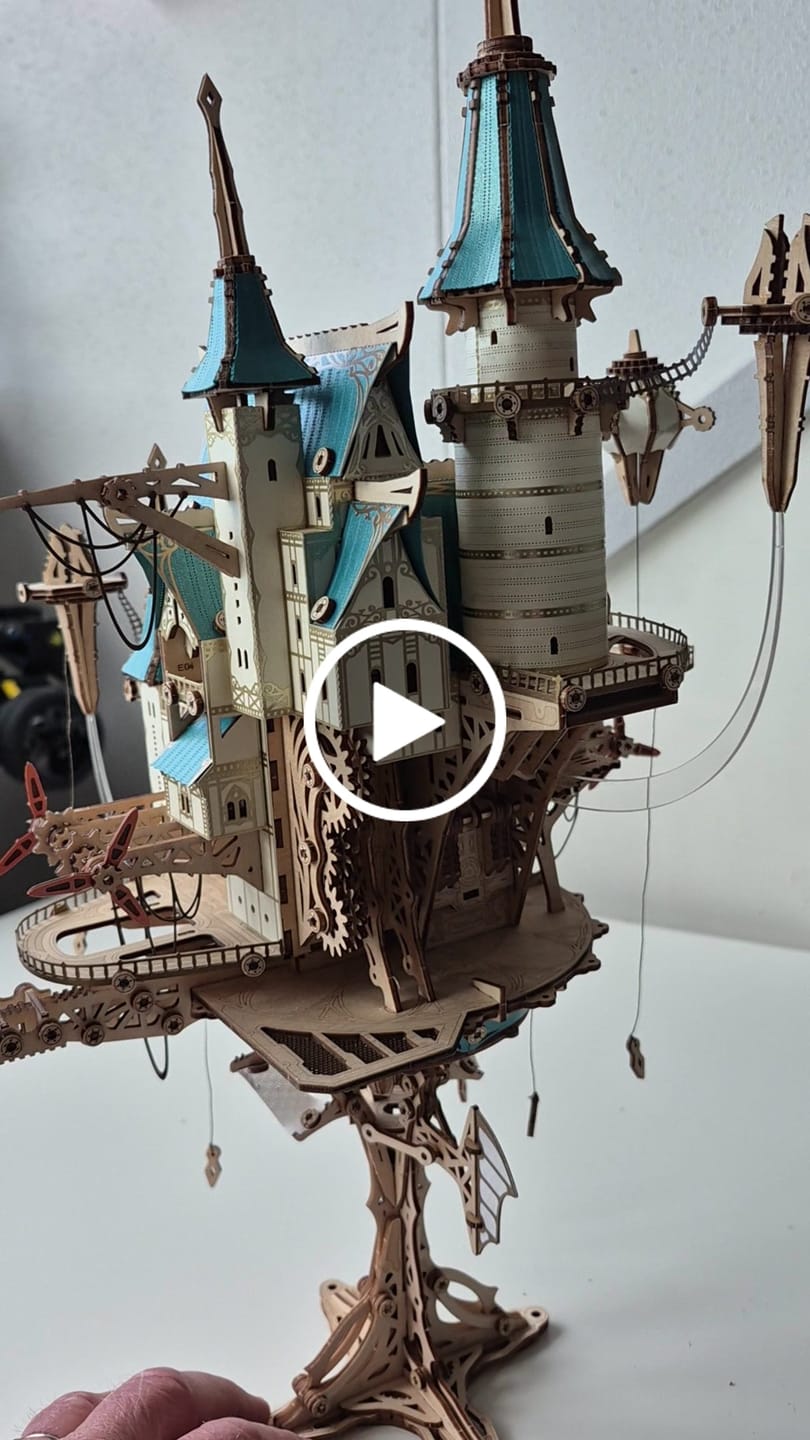 Customer video review of Rokrgeek Fantasy Steam Castle 3D Wooden Puzzle