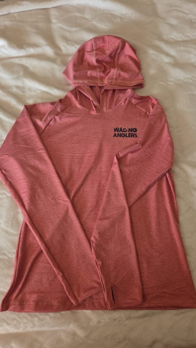 Customer photo review of Polera Lightweight Basic Rojo Mujer