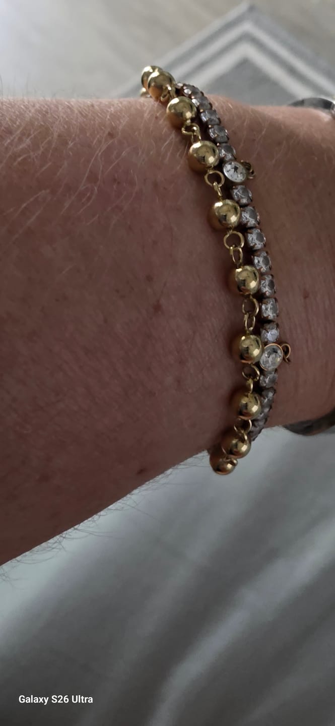 Customer photo review of Bauble Bracelet