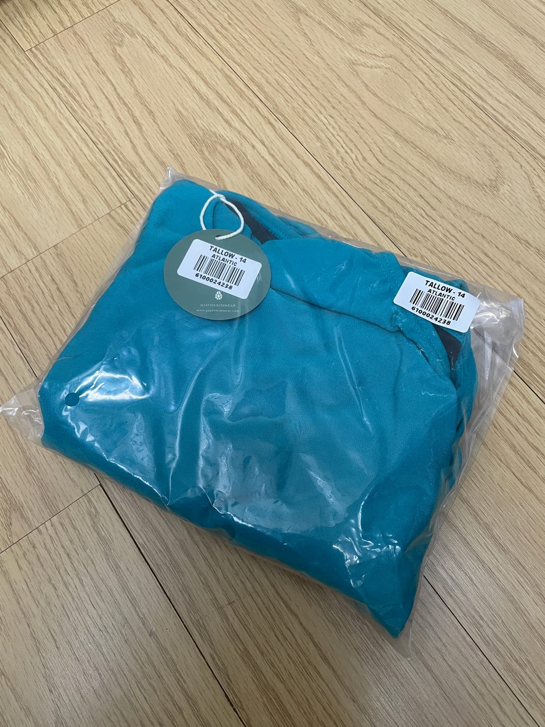 Customer photo review of TALLOW ONE PIECE - Atlantic