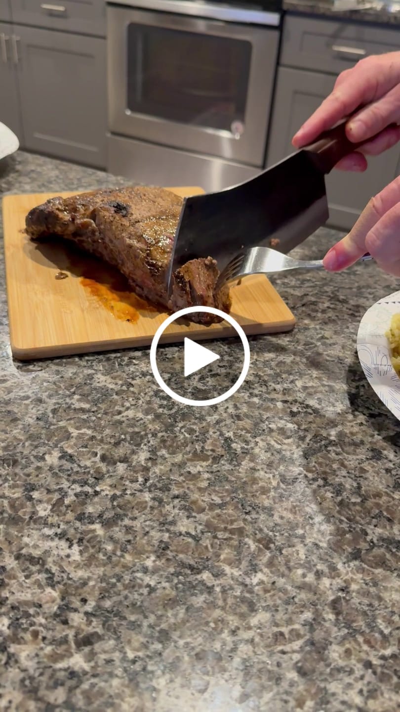 Customer video review of Chef's PU Sheath