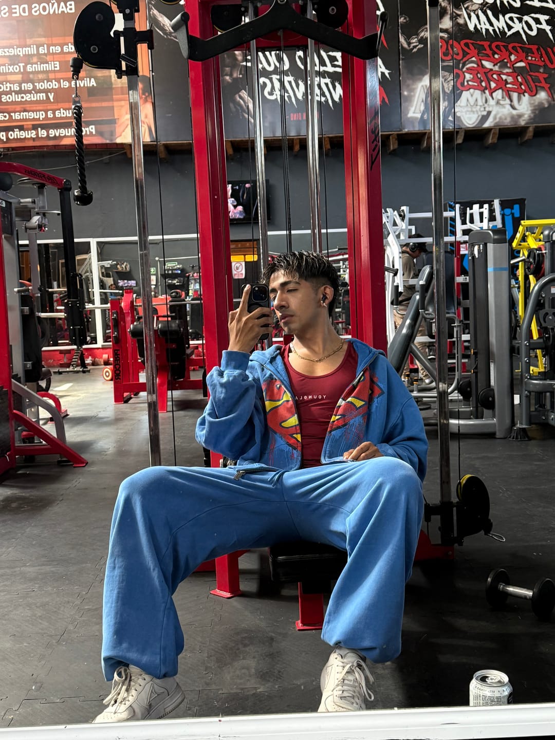 Customer photo review of 2032 - Superman Sweats