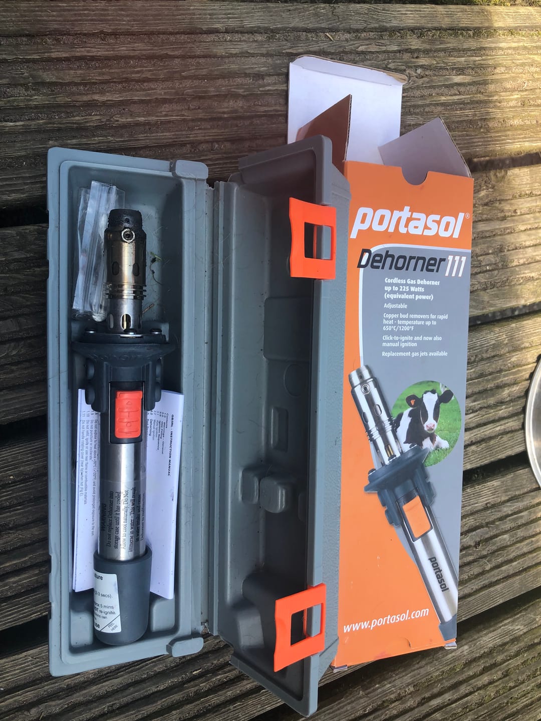 Customer photo review of Portasol Calf Dehorner III