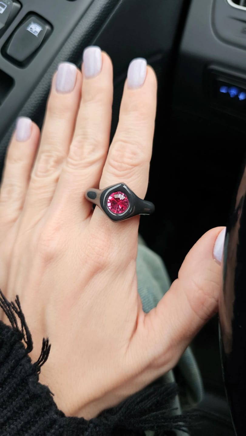 Customer photo review of Black dahlia
