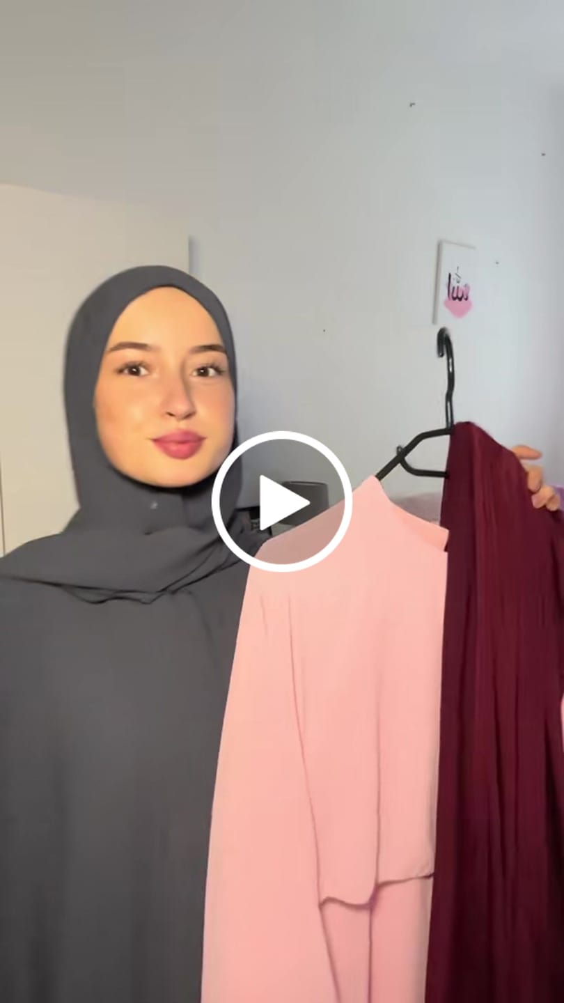 Customer video review of Noura Kleid