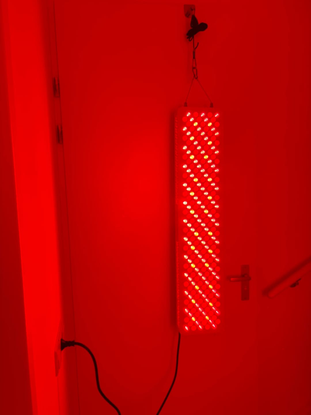 Customer photo review of PrimeFORCE RL240 (Roodlichttherapie) – Ideaal voor thuis – Levensduur tot 100.000 uur - 100x21x7cm