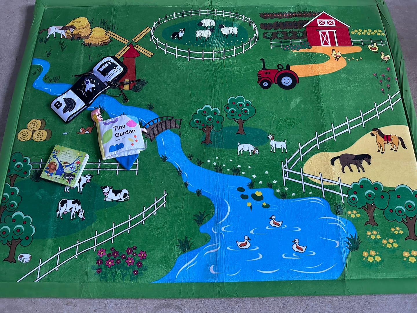 Customer photo review of Relax Mat - 1.4" Thick Soft Foam Play Mat
