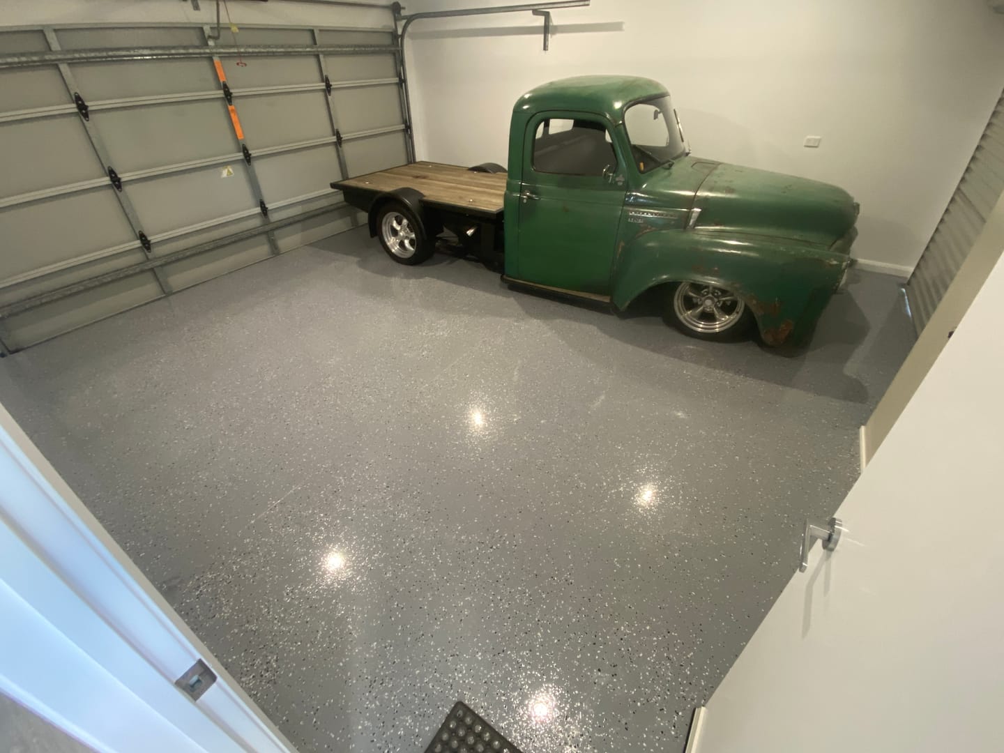 Customer photo review of Epoxy Flake Floor Kit