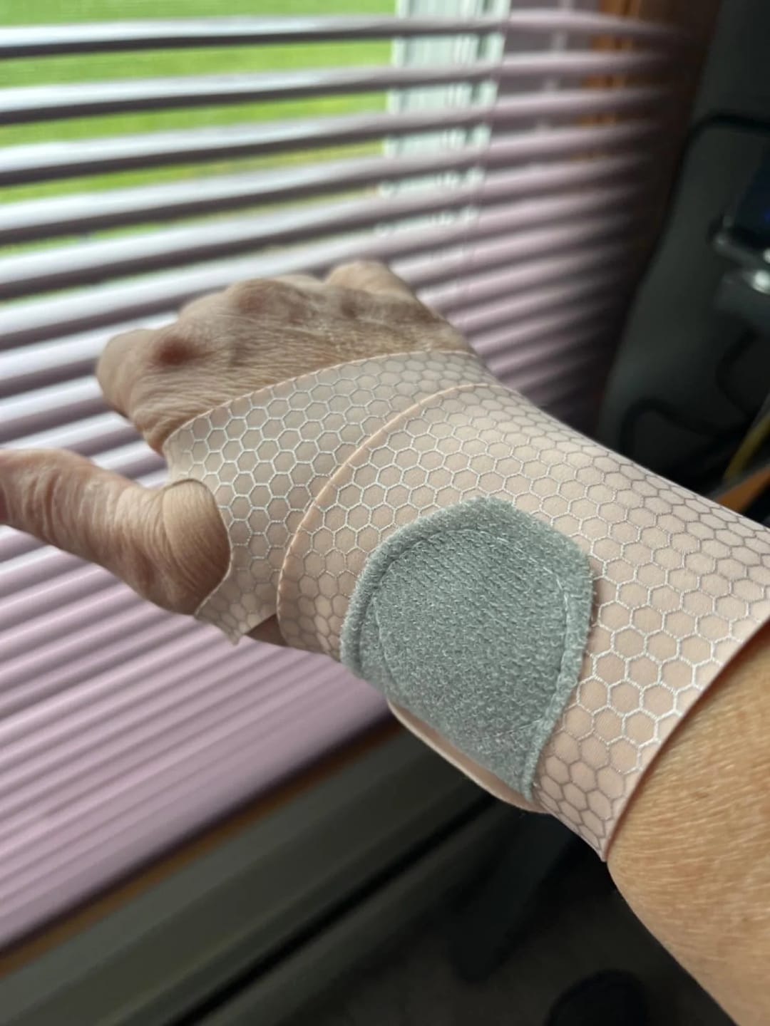Customer photo review of Ultra-Thin Sport Wrist Guard