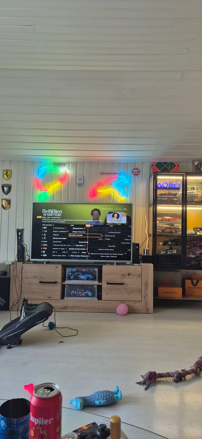 Customer photo review of Nürburgring Nordschleife Neon Race Track