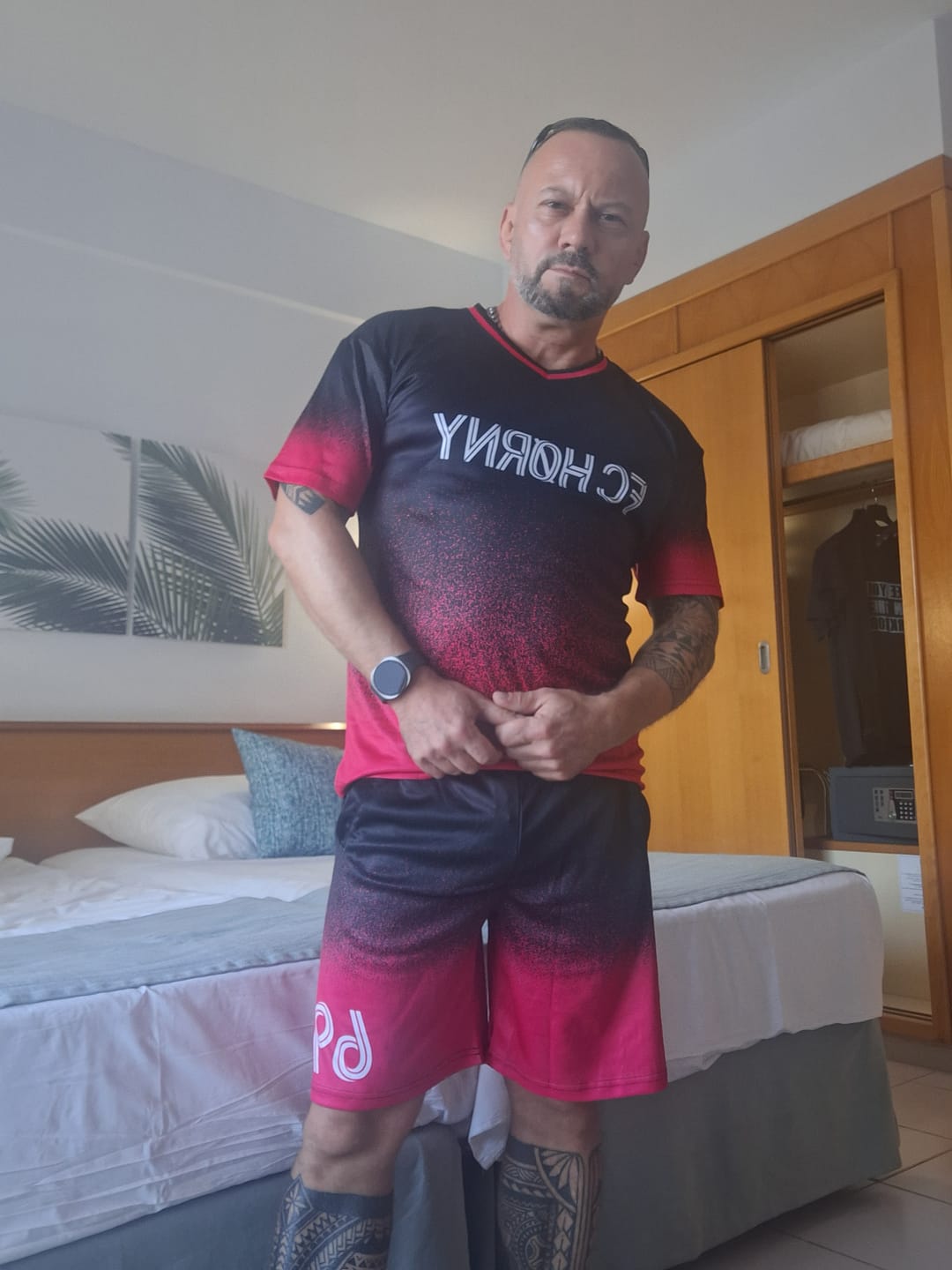 Customer photo review of Benutzerdefinierte Fußballuniform Jersey Kinder Erwachsene Personalisiertes Set Jersey Shirt Rosa