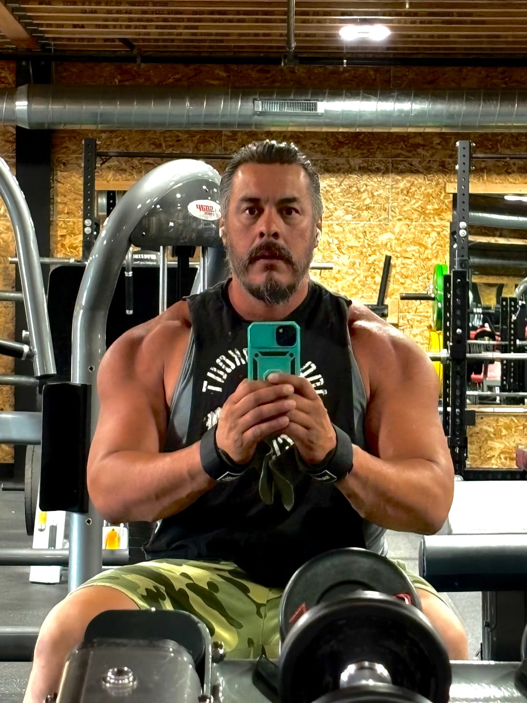 Customer photo review of 🎁 Add 2 Inches to Your Arms: The 1,000-Rep Gauntlet Workout Program (100% off)