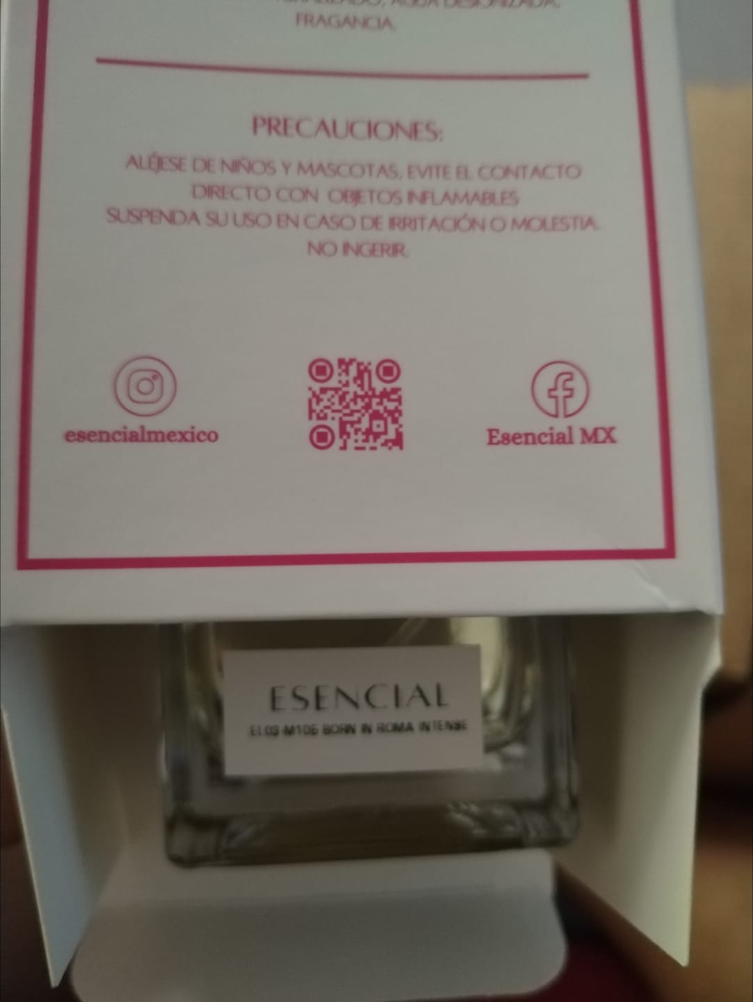 Customer photo review of EL03-M105 Inspirado en: Donna Born In Roma Intense - Valentino