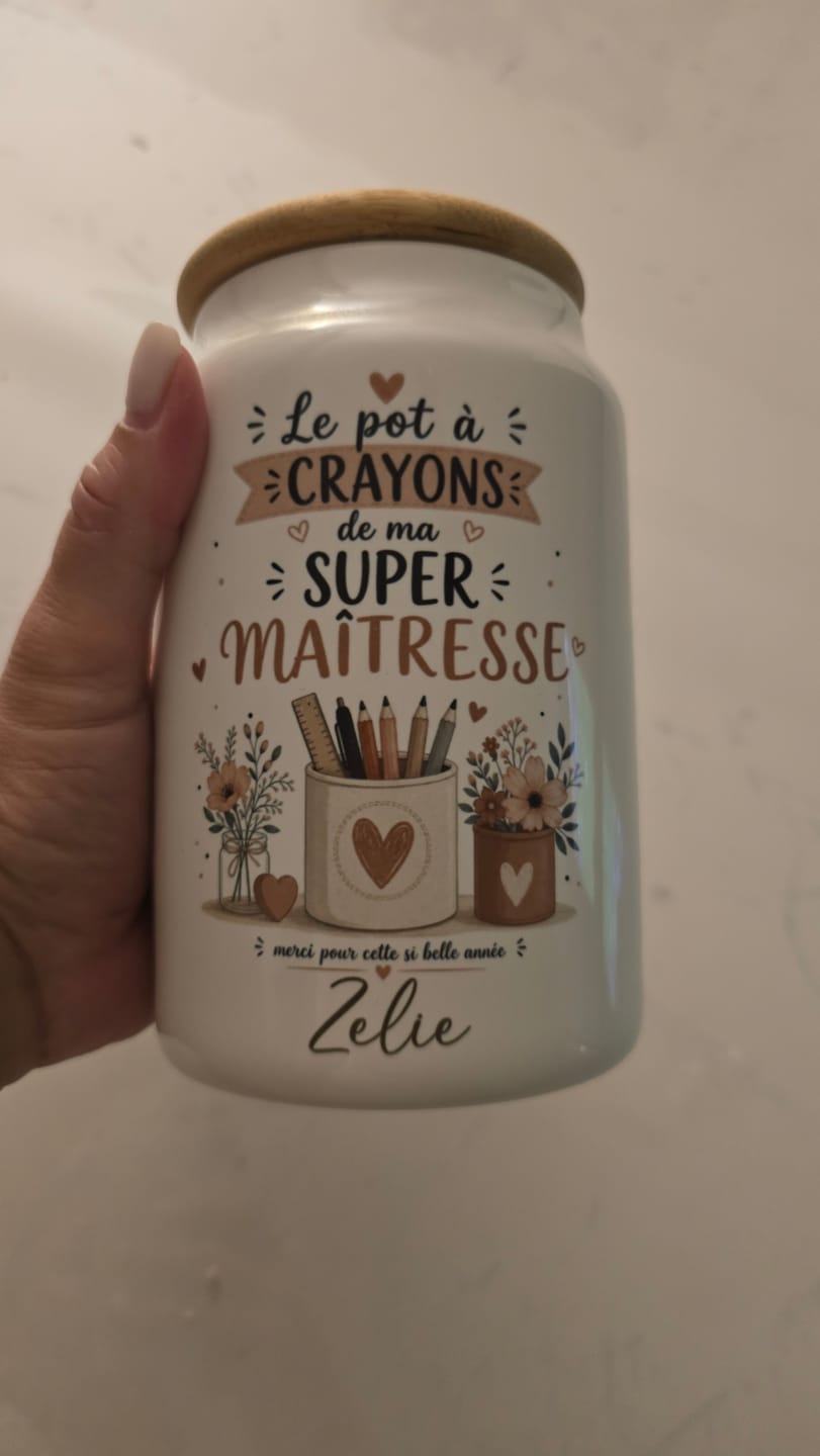 Customer photo review of Maîtresse crayons