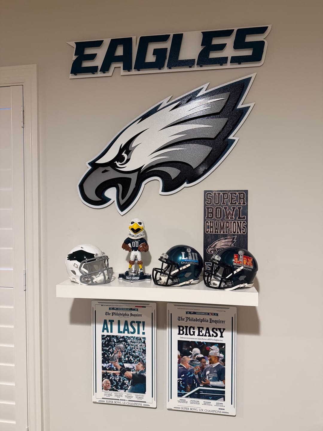 Customer photo review of Philadelphia Eagles "EAGLES"  3D Vintage Metal Wall Art