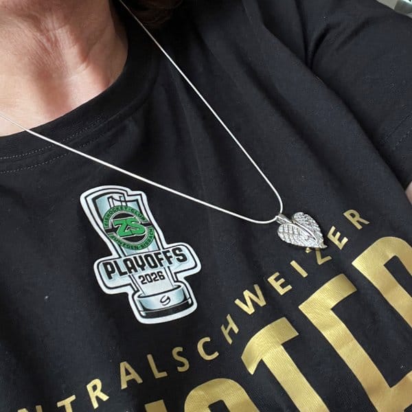 Customer photo review of Custom Angel Wing Photo Locket Necklace
