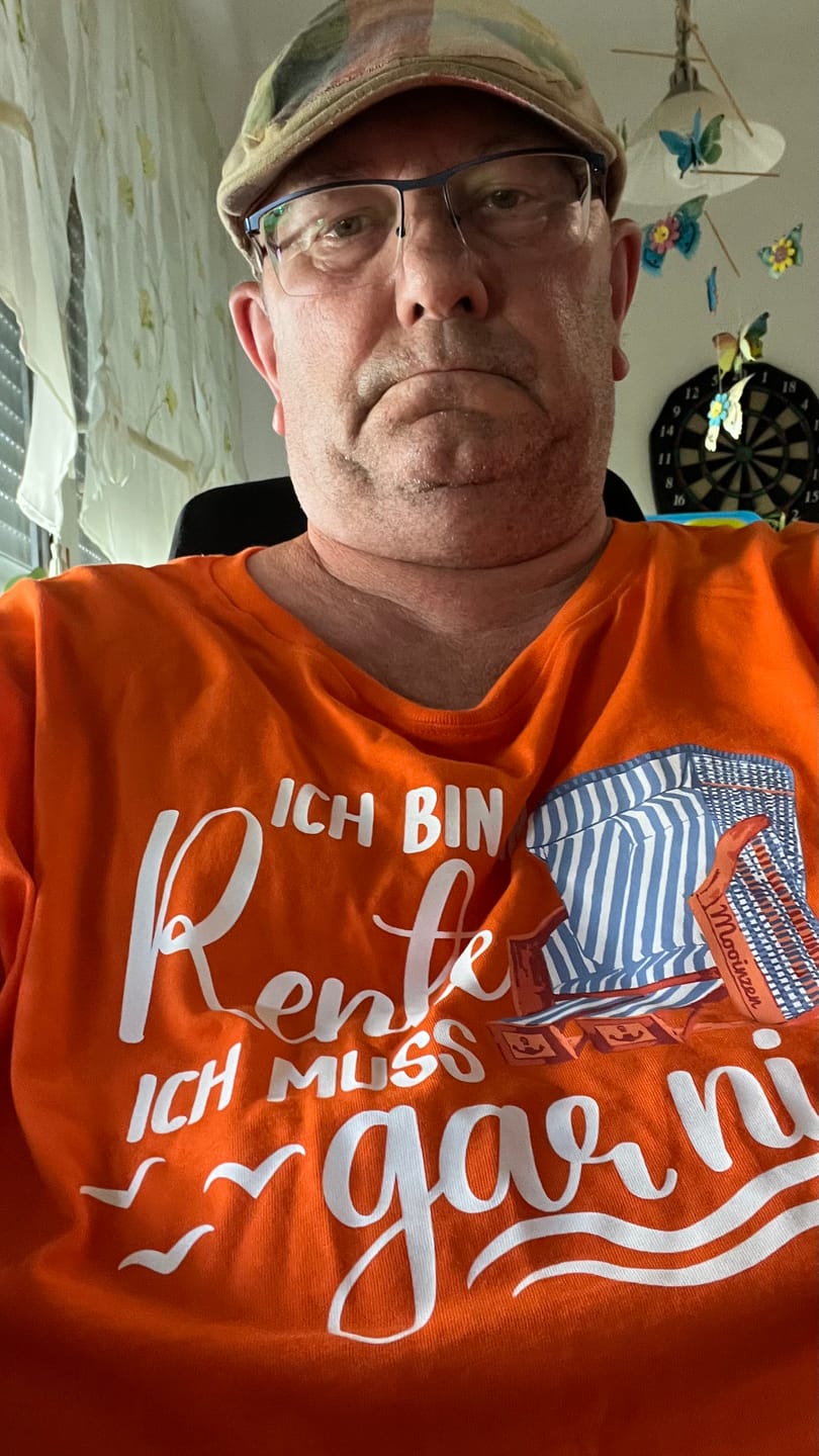 Customer photo review of Ich bin in Rente · Unisex Premium Bio T-Shirt