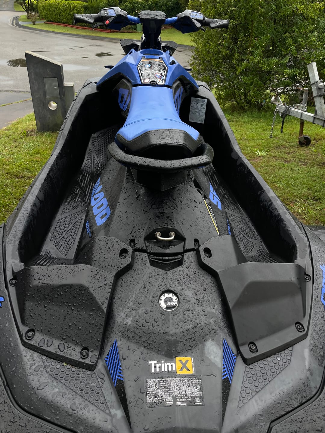 Customer photo review of Trim X Icon sticker