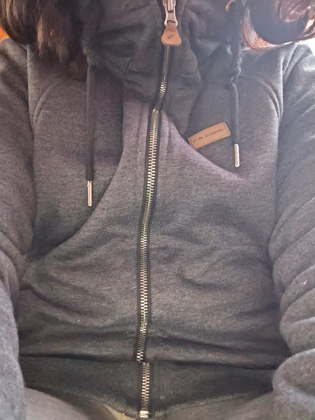 Customer photo review of Polerón con Sherpa Ride Season V2 Dark Gray (Mujer)