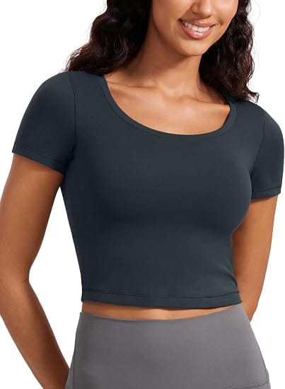 Customer photo review of Silix Seamless U-Neck Active Tee | Cool-Touch Sculpting Workout Top