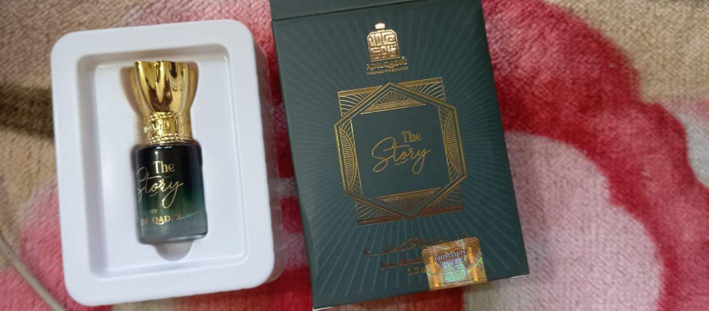 Customer photo review of The Story Luxury Attar Perfume