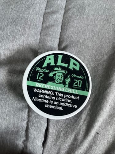Customer photo review of Spearmint Nicotine Pouches
