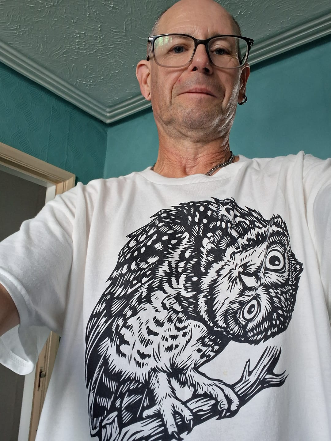 Customer photo review of Tilted Head Owl 11 T Shirt