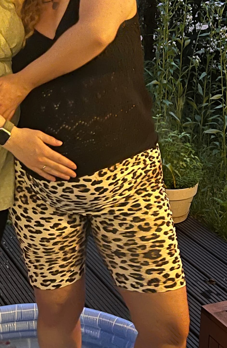 Customer photo review of Schwangerschafts-Shorts