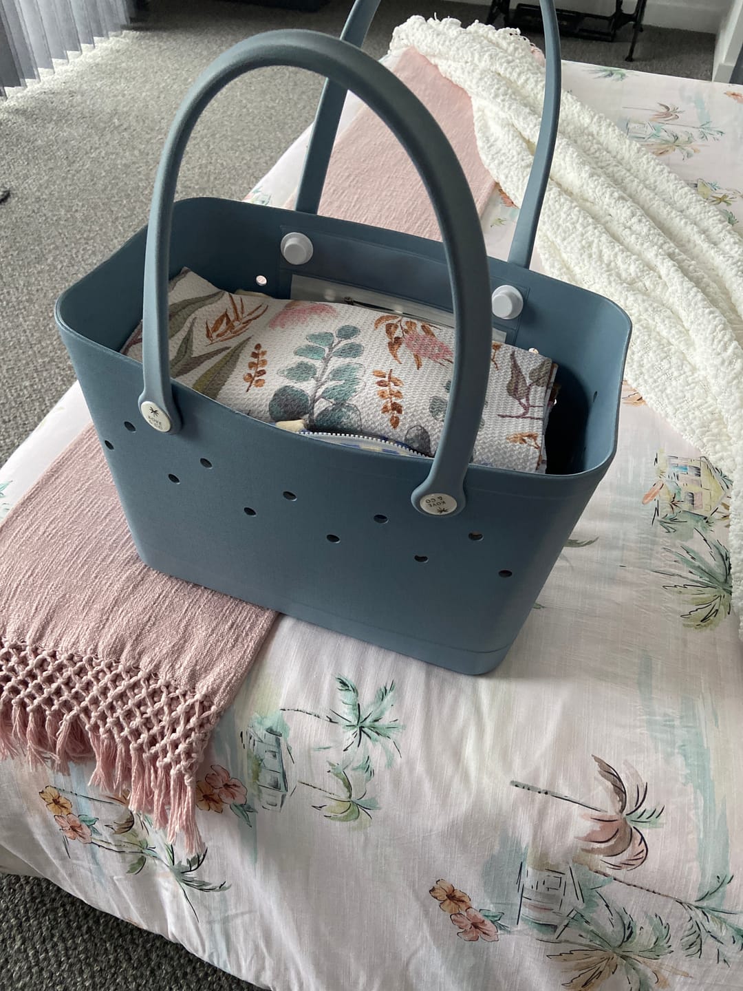 Customer photo review of Maxi Tribe Bag in Dolphin Blue