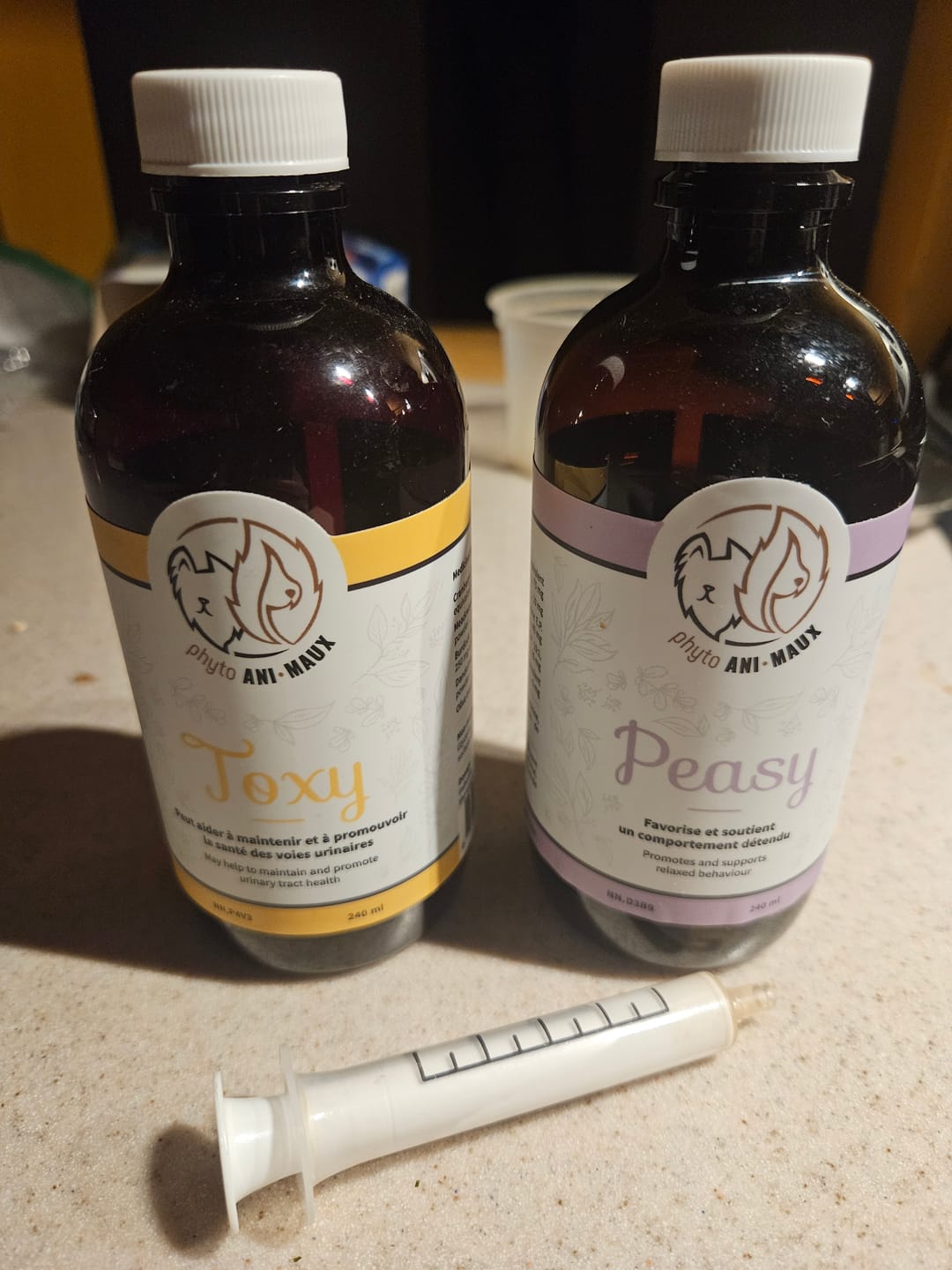 Customer photo review of COMBO TROUBLES URINAIRES pour chiens et chats : TOXY, PEASY