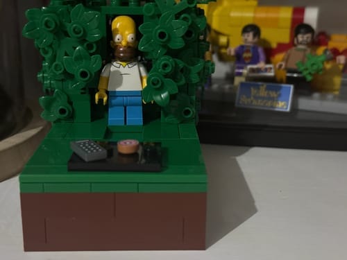Customer photo review of Buildable Homer in the Bushes Display Set